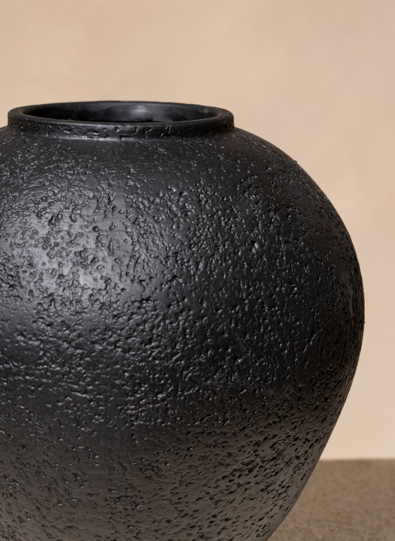 Arda Vase - Black