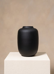 Nola Vase XL - Matte Black