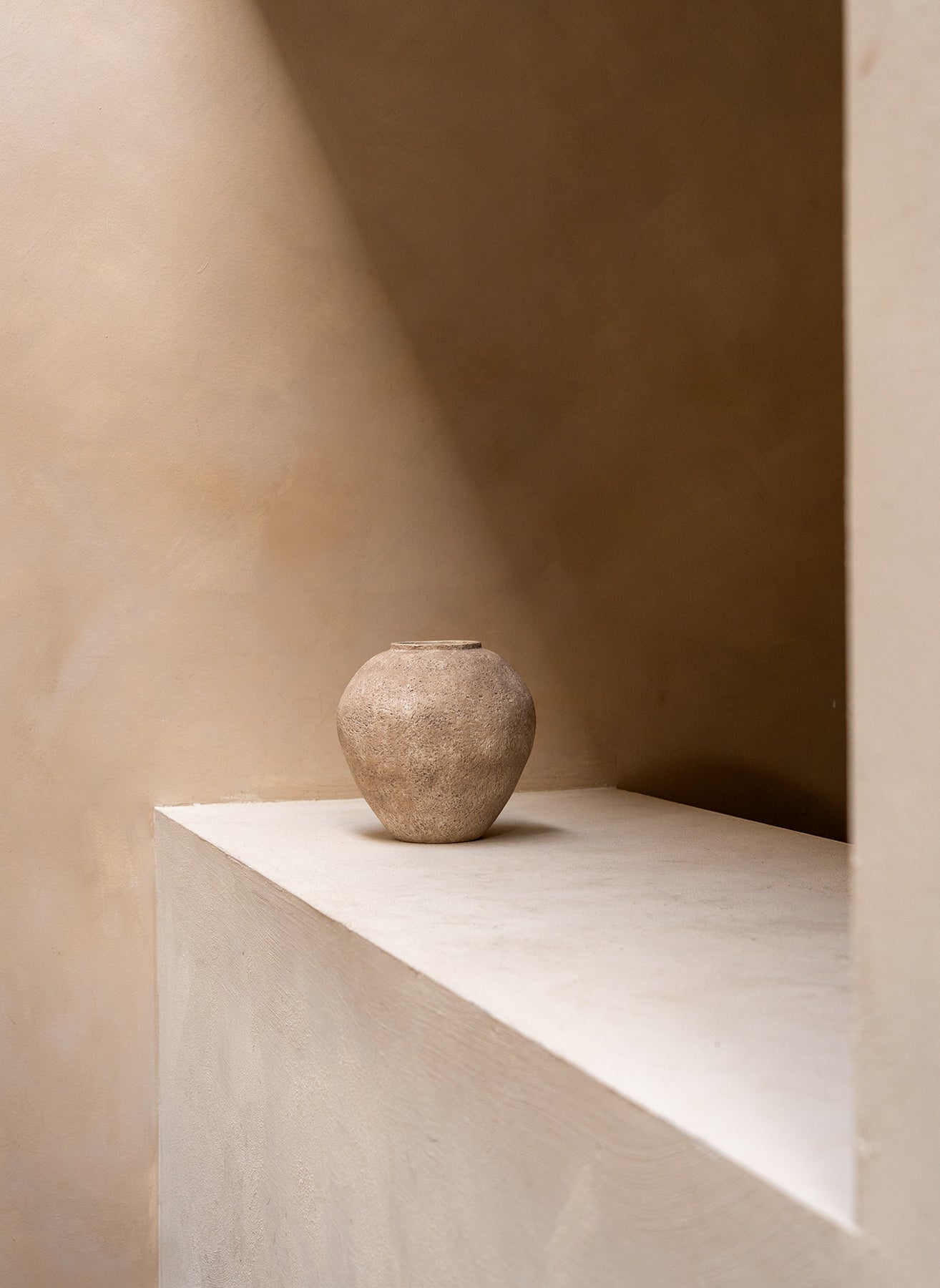 Arda vase - Beige (PRE-ORDER - SHIPS 15/05)