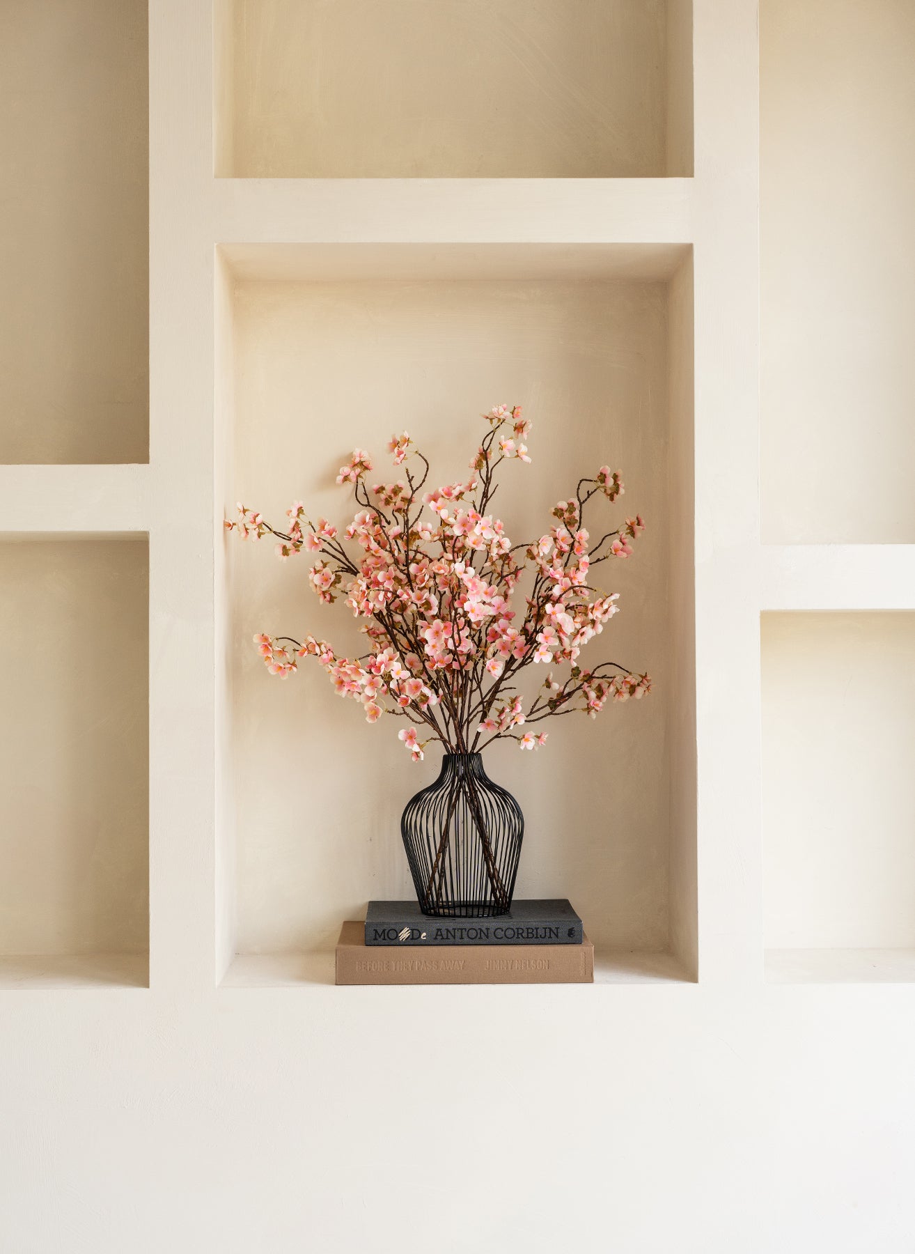 Mia Vase - Black