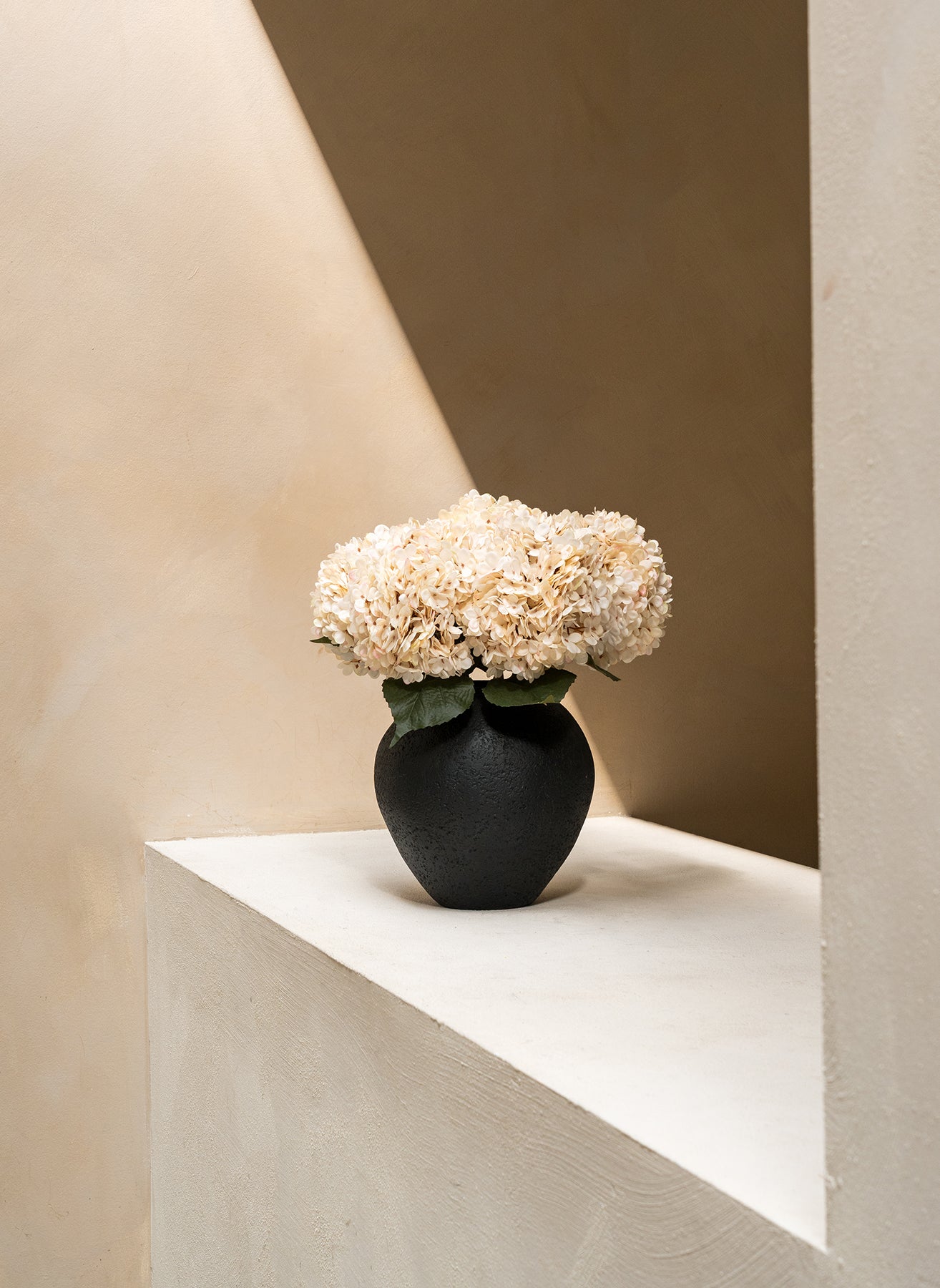 Large Silk Hydrangea - Cream