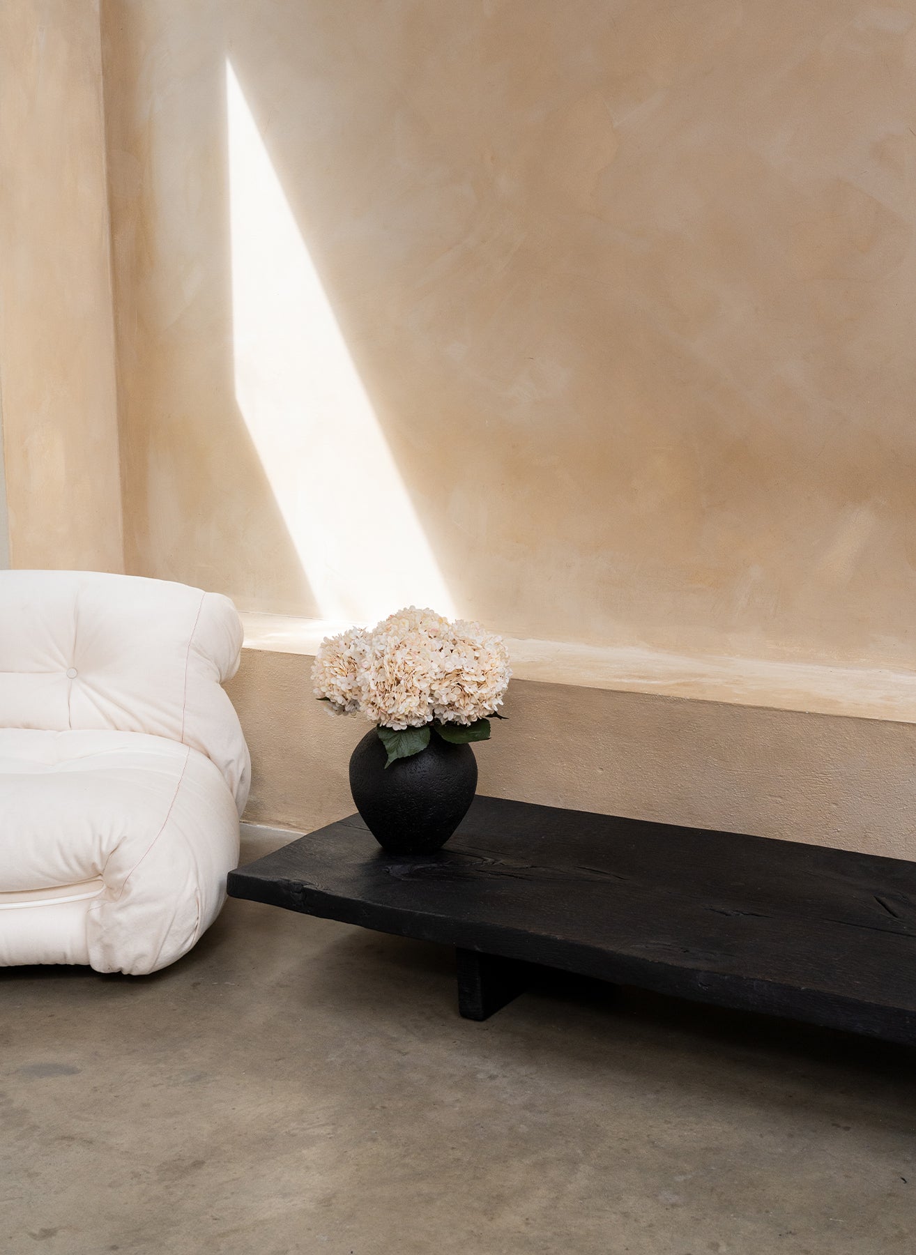 Large Silk Hydrangea - Cream