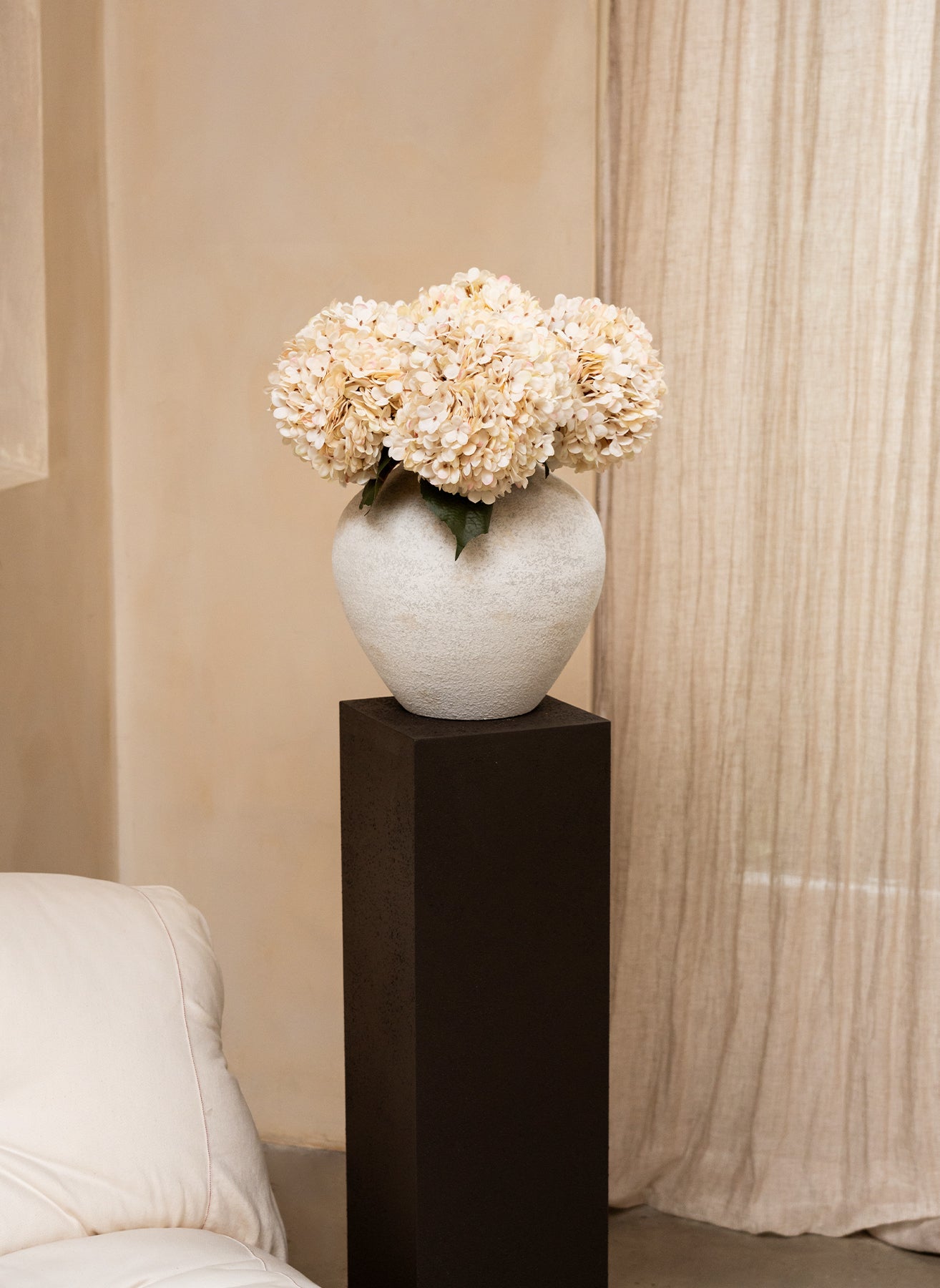 Large Silk Hydrangea - Cream