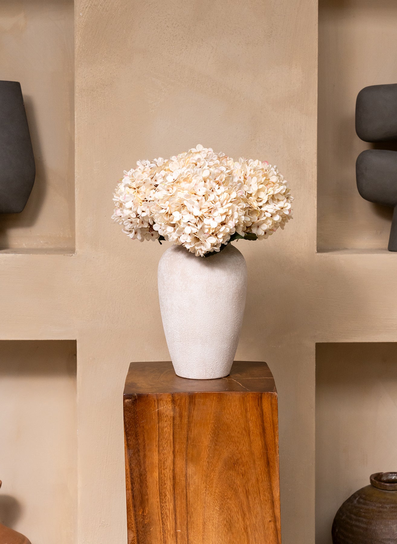 Large Silk Hydrangea - Cream