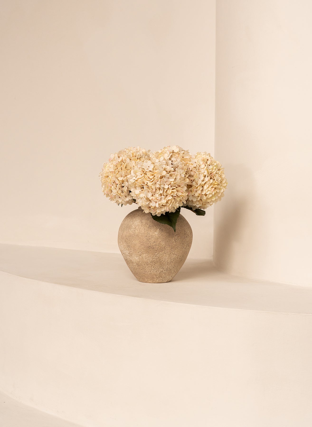 Large Silk Hydrangea - Cream