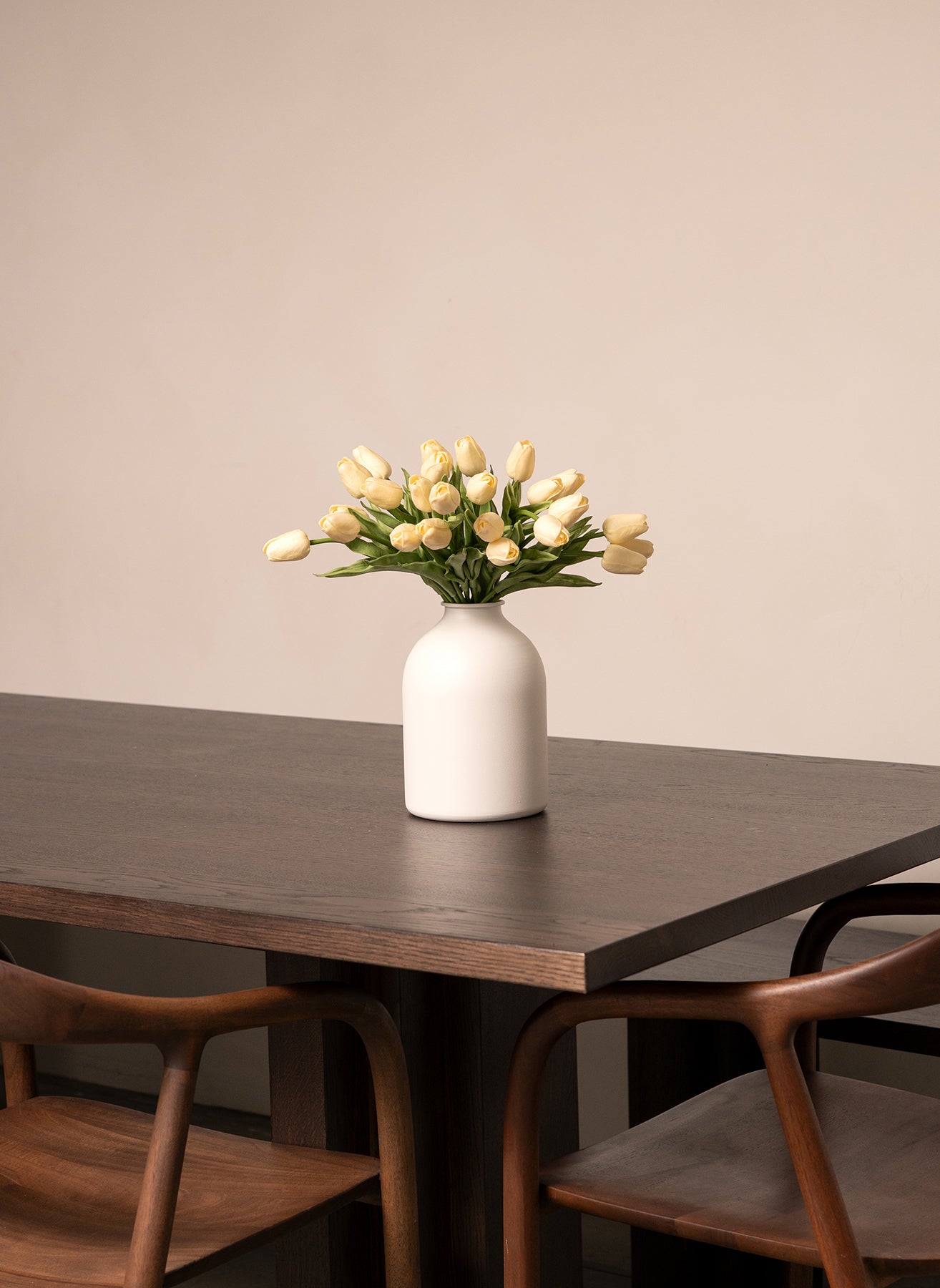 Tulip Bouquet - White (25 stems)