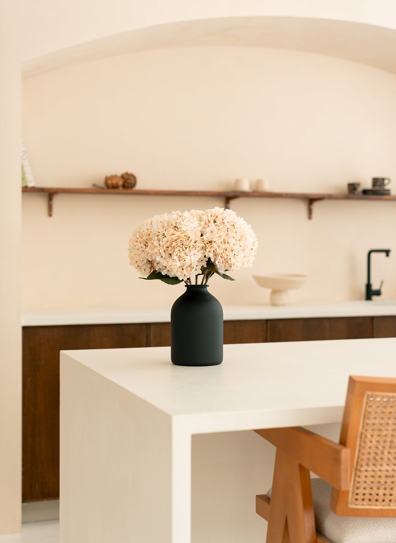 Large Silk Hydrangea - Cream