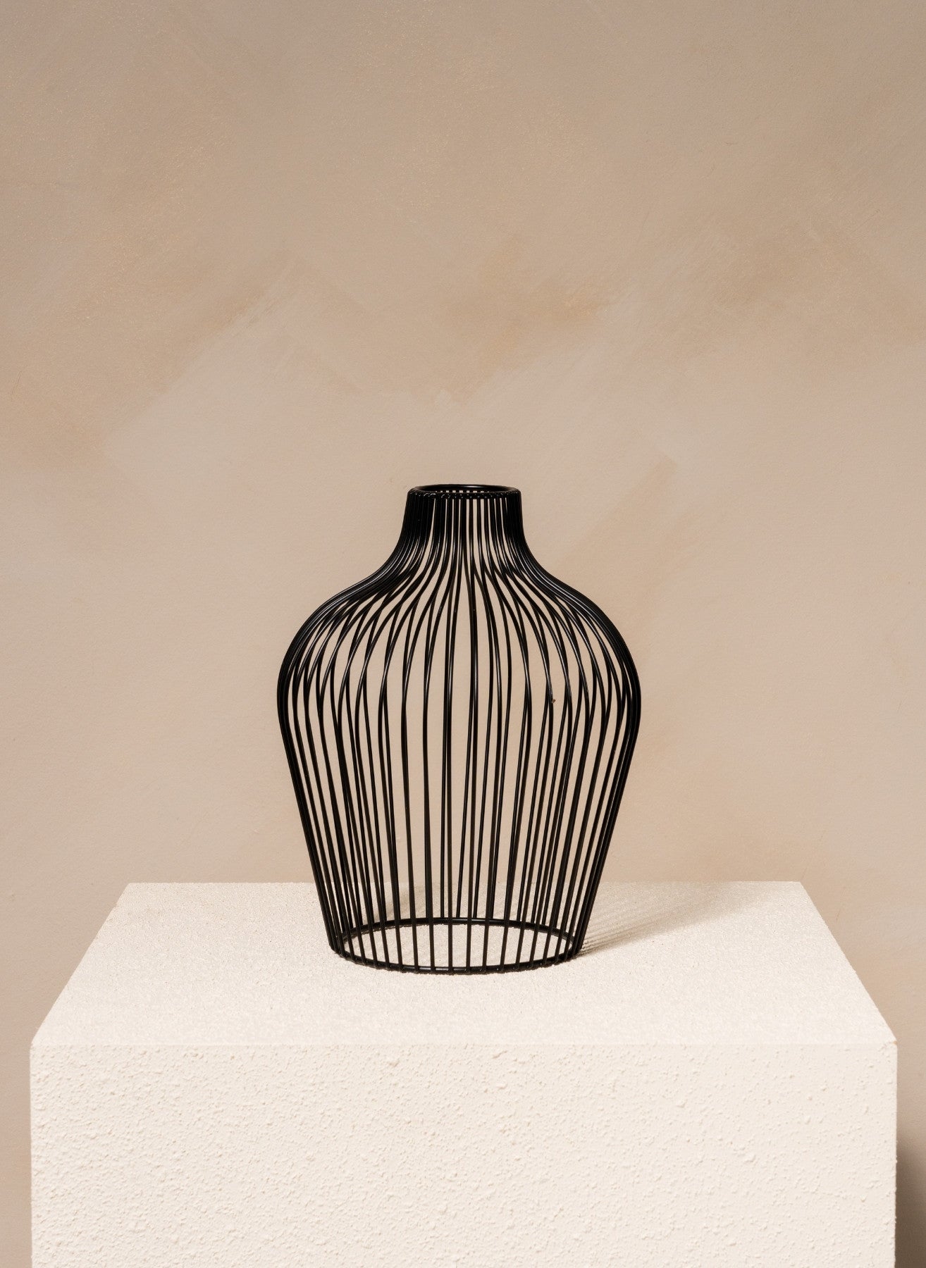 Mia Vase - Black