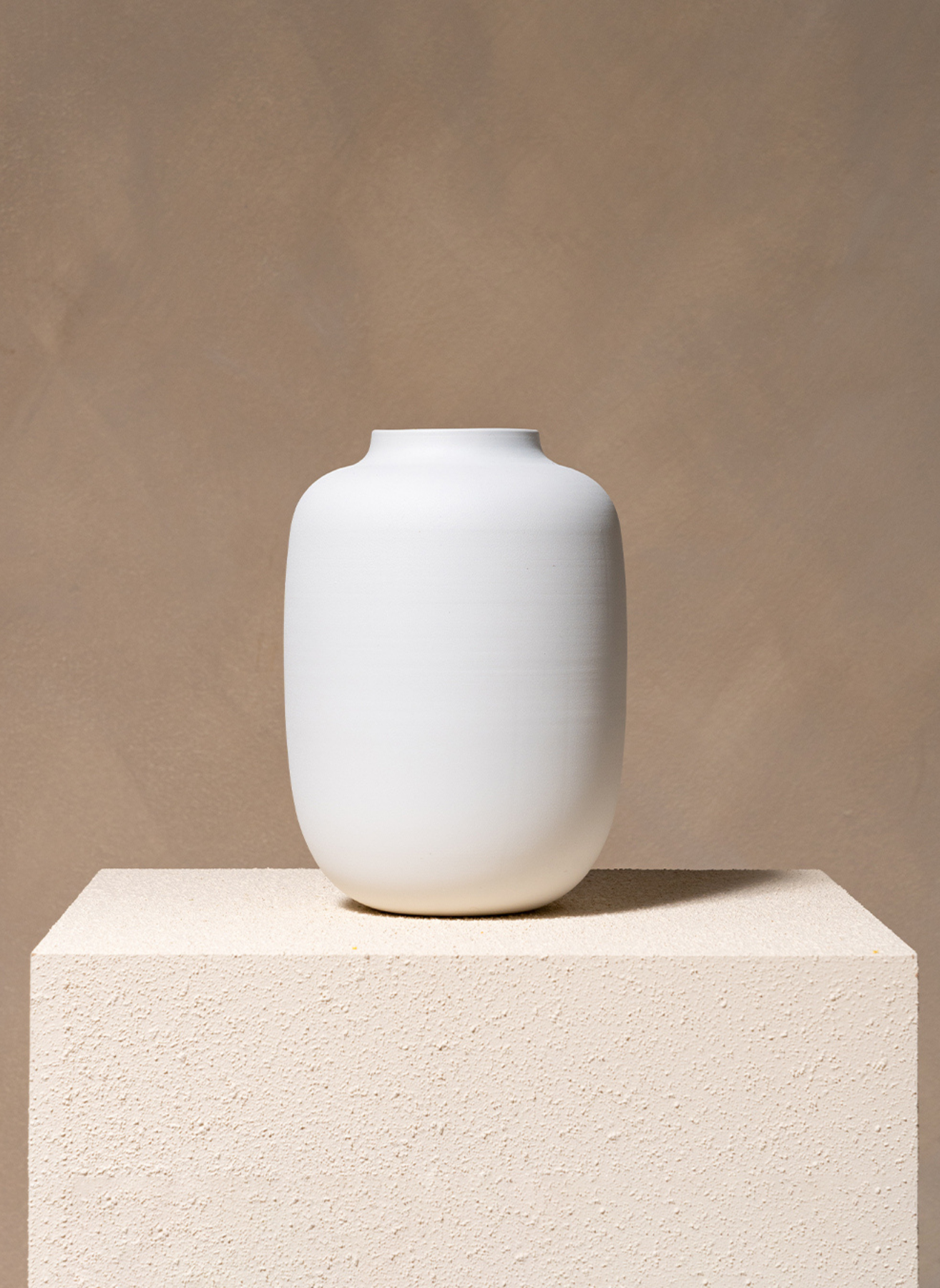 Nola Vase - Matte White