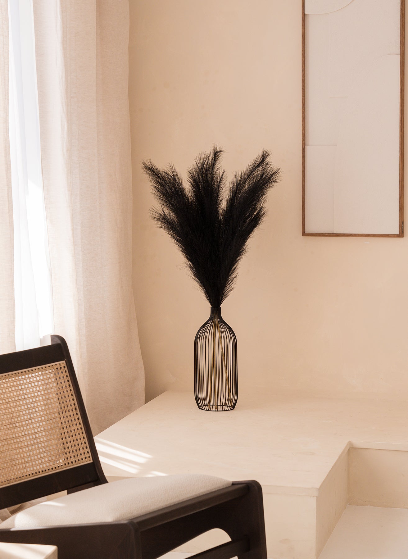 Diva Vase - Black