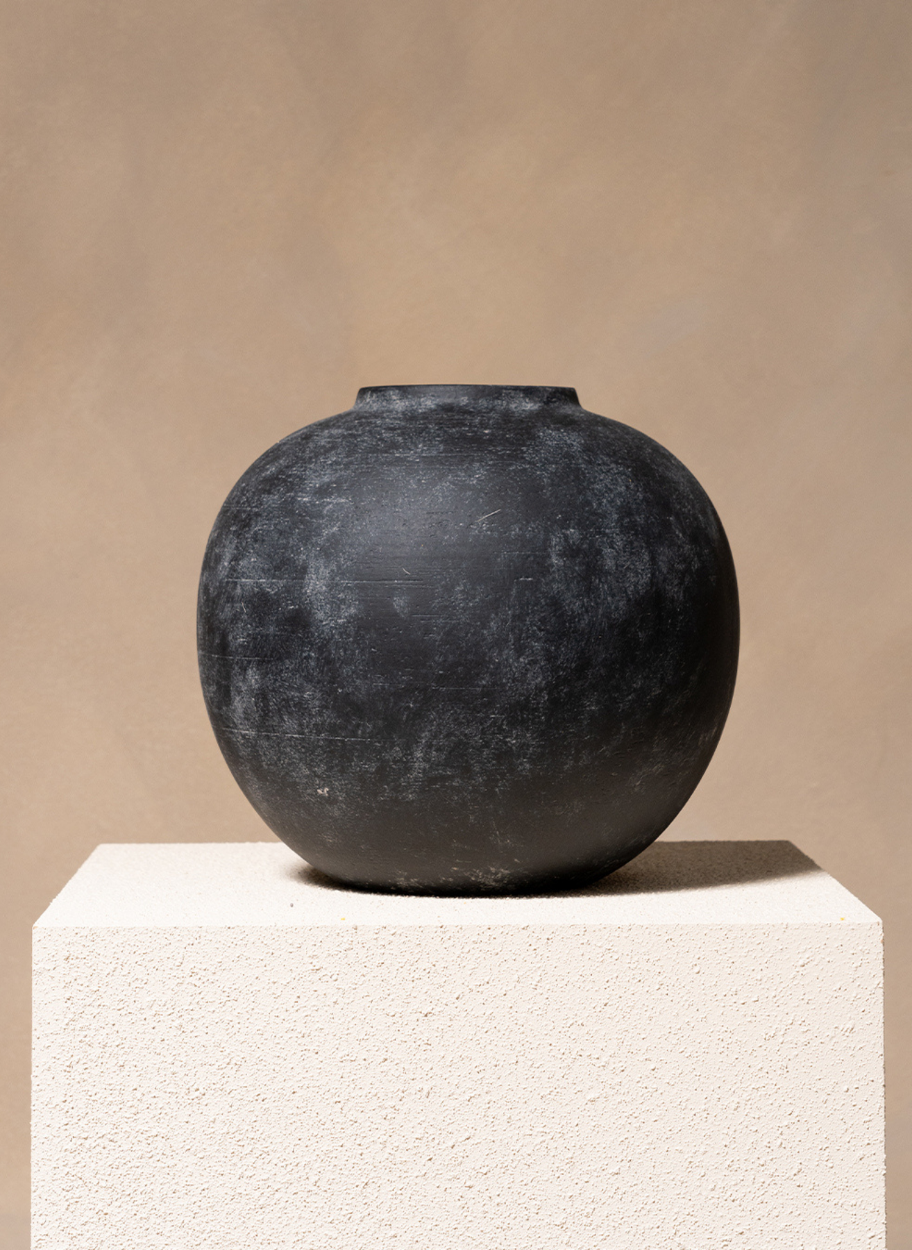 Terra vase - Black