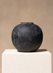 Terra vase - Black