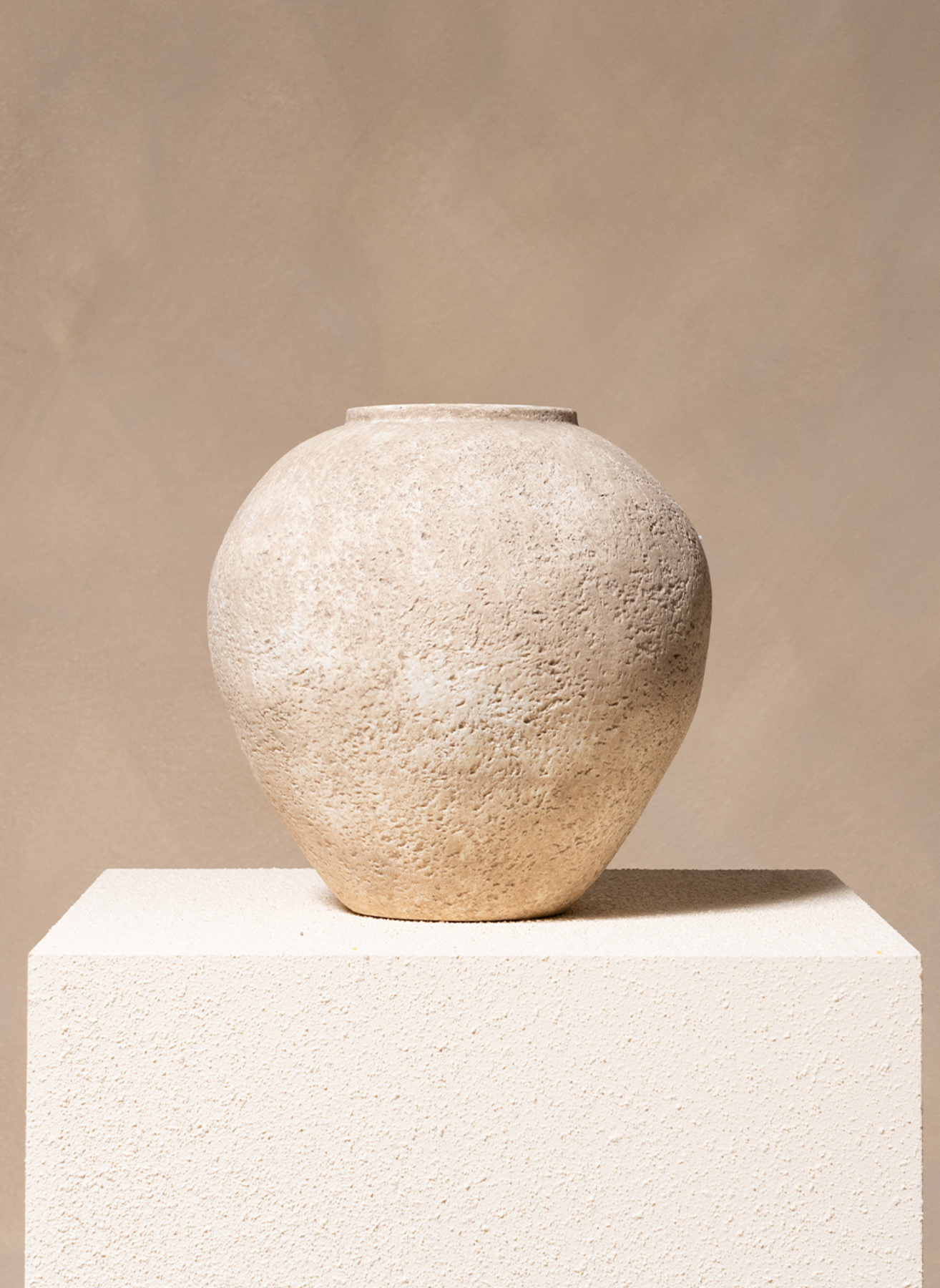 Arda vase - Beige (PRE-ORDER - SHIPS 15/05)