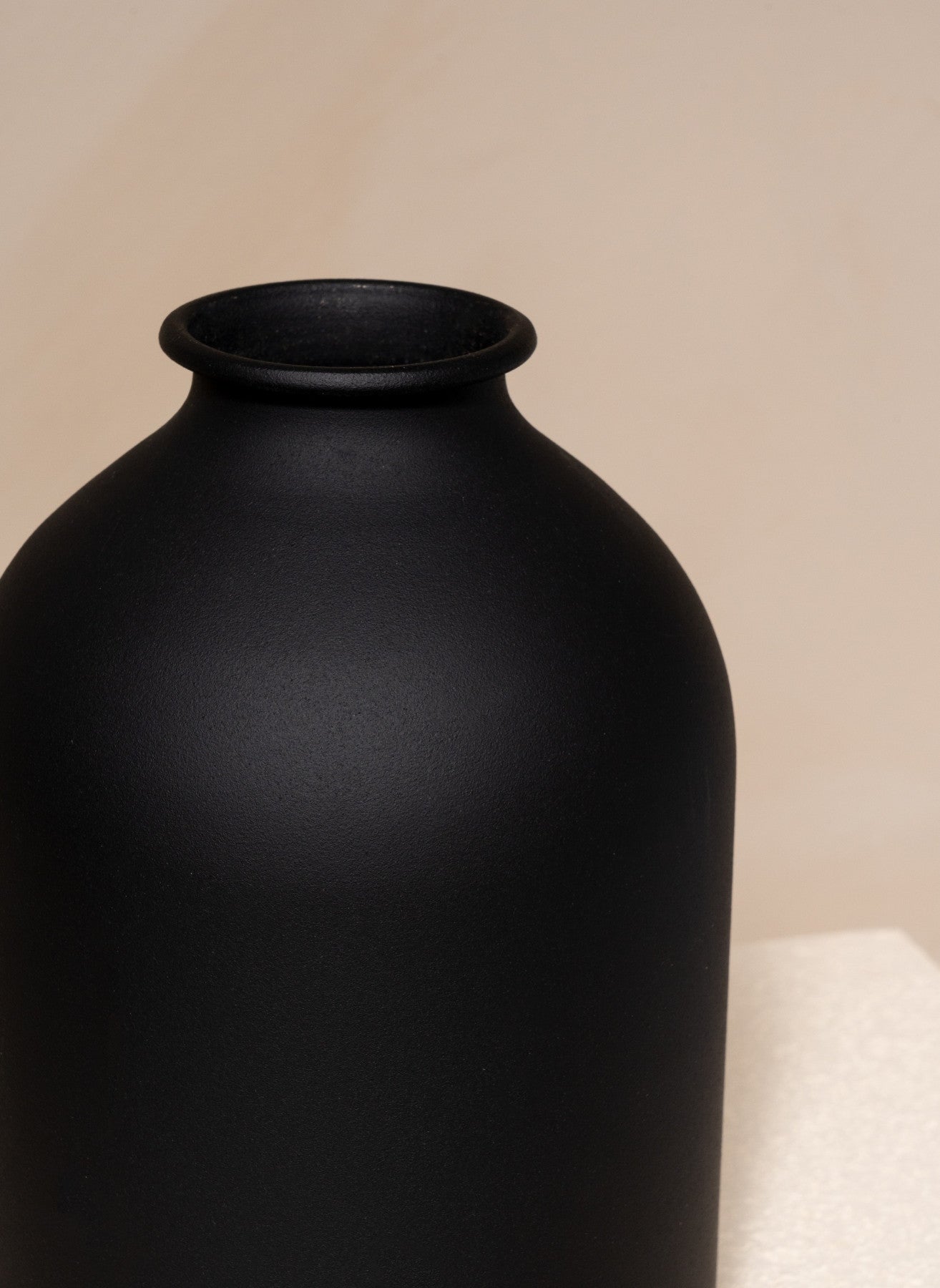 House vase - Matte black