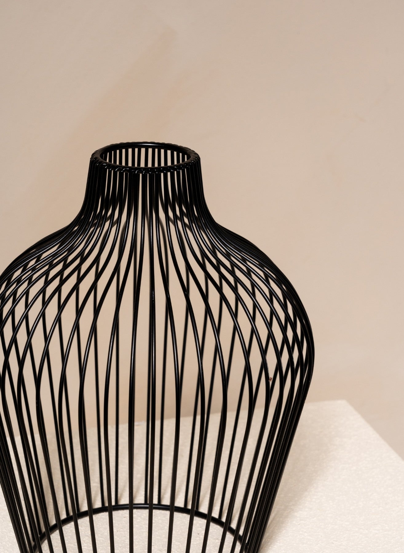 Mia Vase - Black